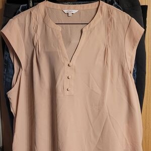 Candie's Soft Pink Sleeveless Blouse